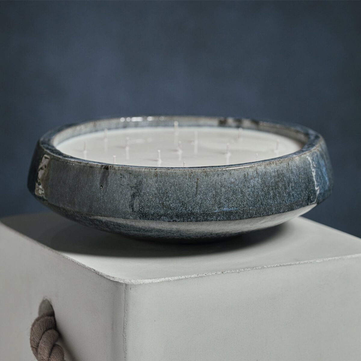 Sea Salt and Coastal Mist Outdoor Scented Candle 13 Wick